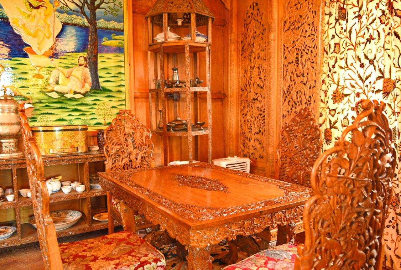 De Laila House Boat By Sterling Ξενοδοχείο Σριναγκάρ Εξωτερικό φωτογραφία